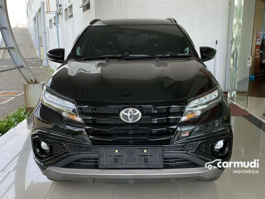 Jual Mobil Toyota Rush 2024 S GR Sport 1.5 di Jawa Timur Automatic SUV Hitam Rp 284.013.000