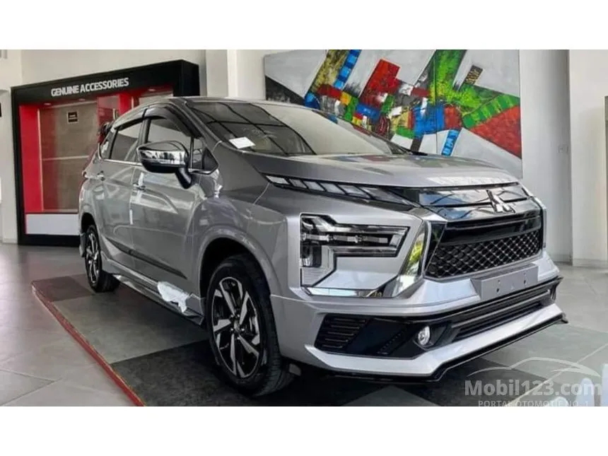 Jual Mobil Mitsubishi Xpander 2024 ULTIMATE 1.5 di Yogyakarta Automatic Wagon Silver Rp 245.000.000