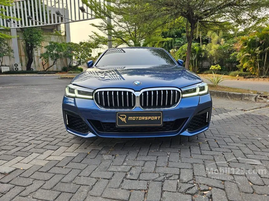 Jual Mobil BMW 520i 2021 M Sport 2.0 di DKI Jakarta Automatic Sedan Biru Rp 825.000.000