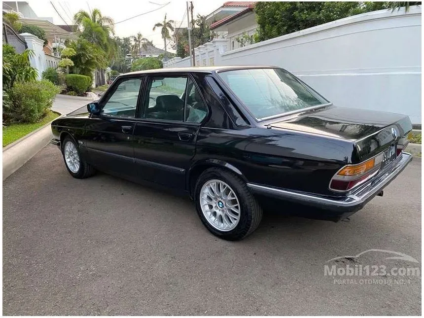 Jual Mobil BMW 520i 1988 E28 2.0 di DKI Jakarta Automatic Sedan Hitam ...