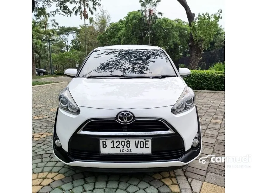 Jual Mobil Toyota Sienta 2018 V 1.5 di Banten Automatic MPV Putih Rp 190.000.000