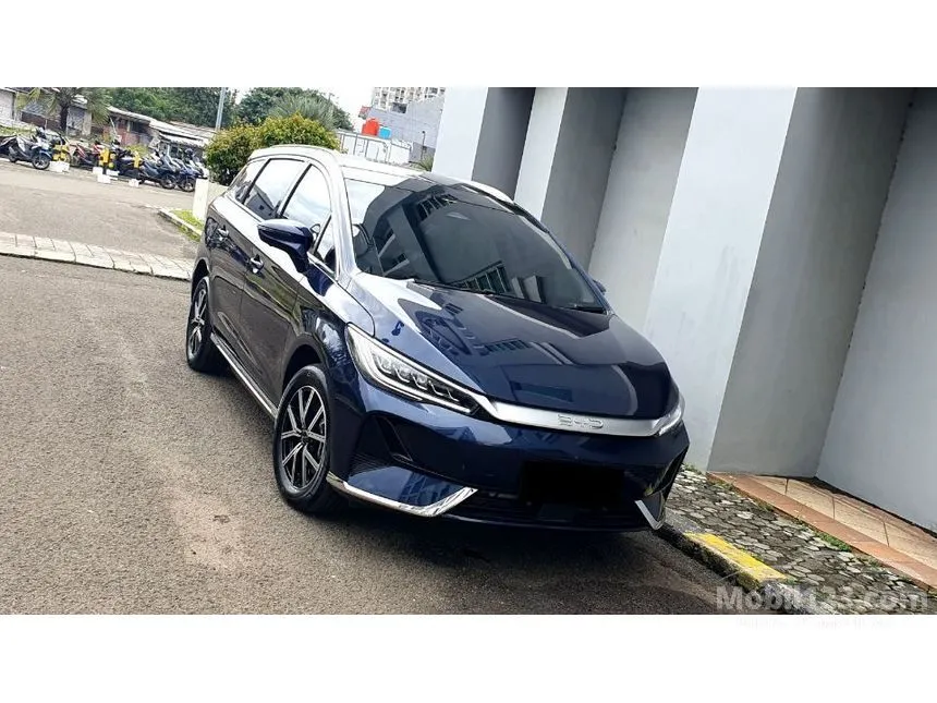 2024 BYD M6 Superior 7 Seater MPV