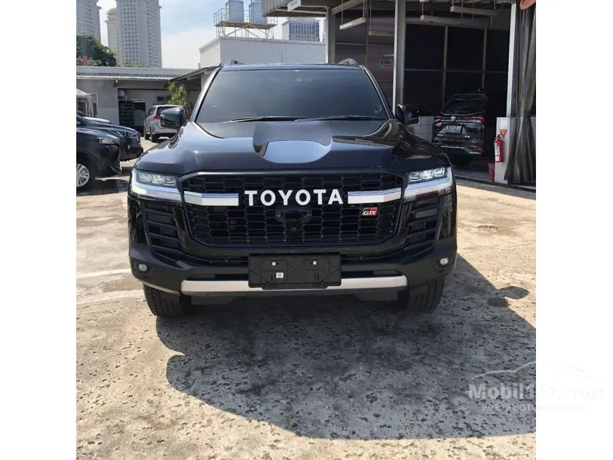 Jual Mobil Toyota Land Cruiser 2024 GR