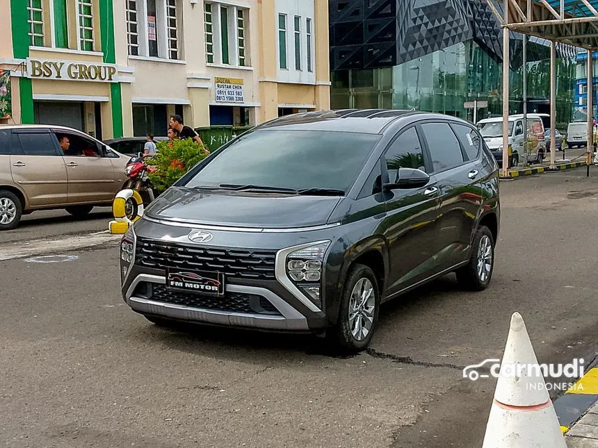 2023 Hyundai Stargazer Essential Wagon