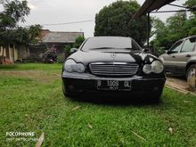 2002 Mercedes-Benz C240 2.6 Elegance Sedan