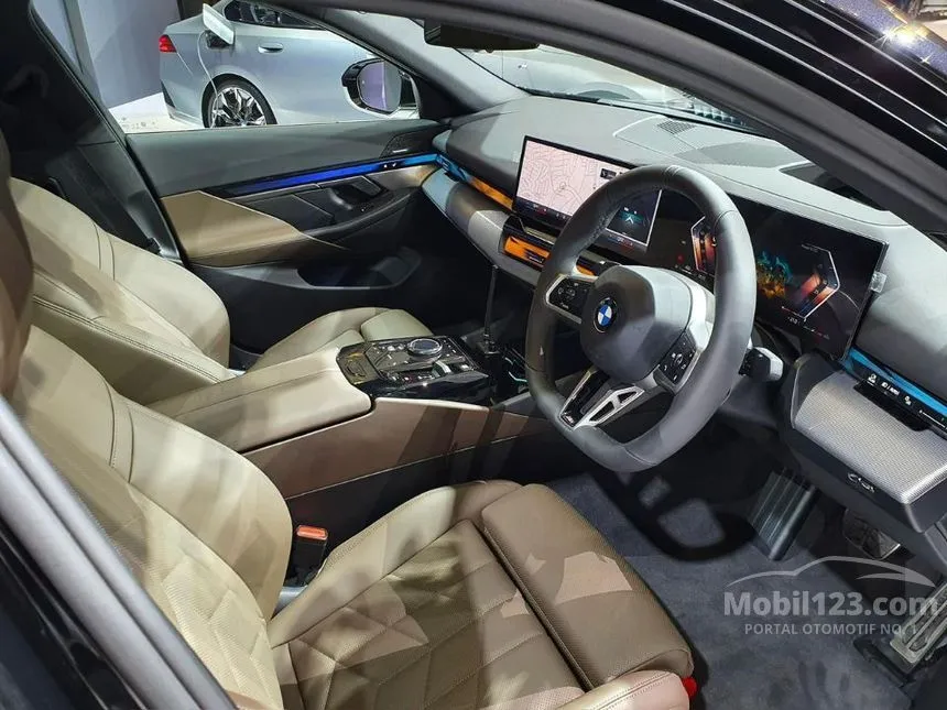 2026 BMW 520i M Sport Sedan