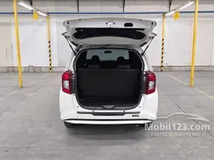 2018 Daihatsu Sigra 1.2 R Deluxe MPV