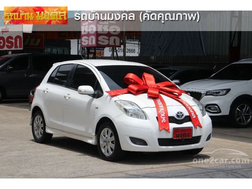 2010 Toyota YARIS E Hatchback