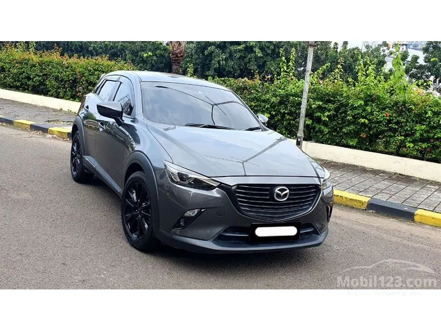 Jual Mobil Mazda CX