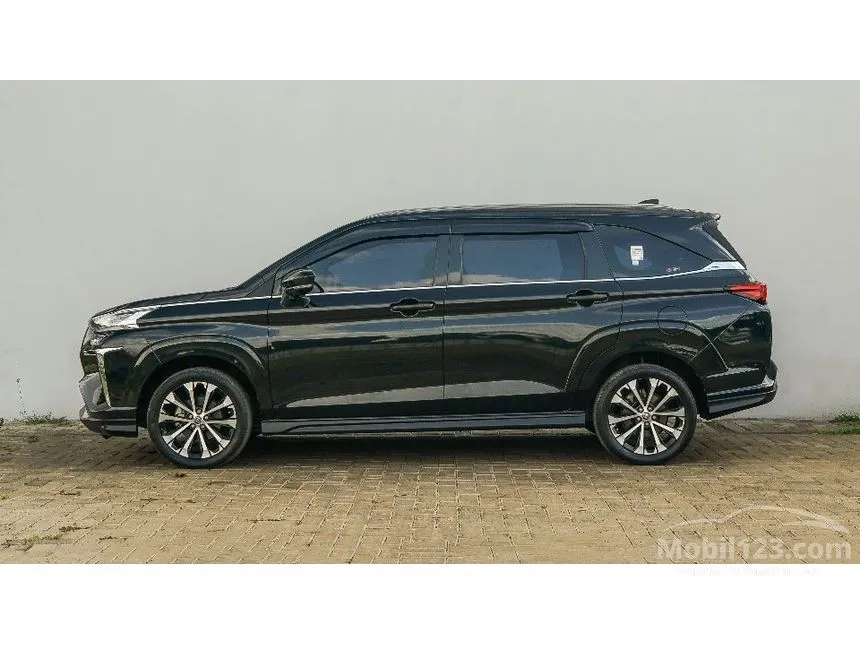 2022 Toyota Veloz Q (Premium Color) MPV