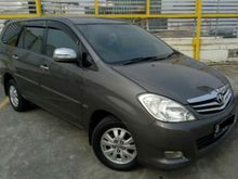 2011 Toyota Innova 2.0 MPV Minivans