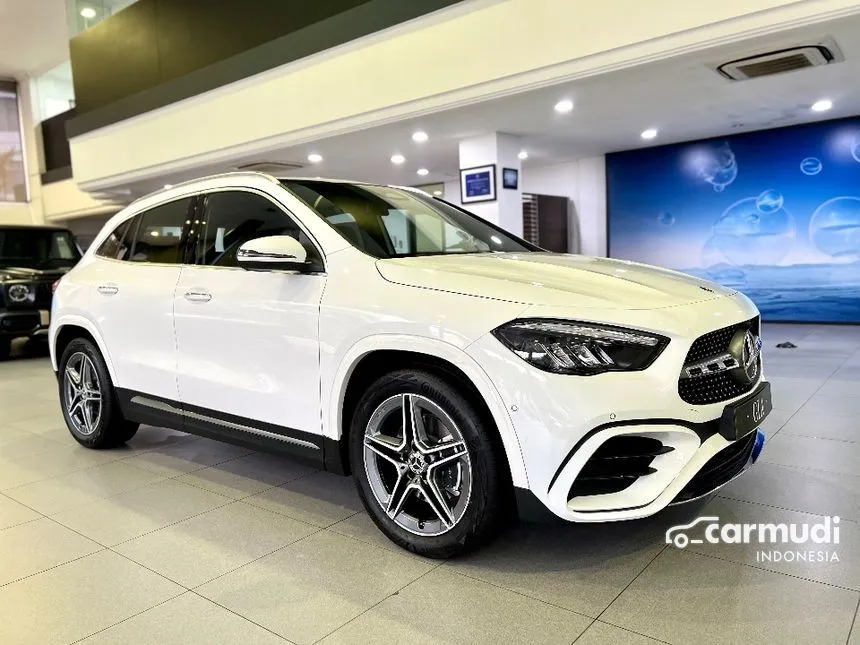 2024 Mercedes-Benz GLA200 AMG Line SUV