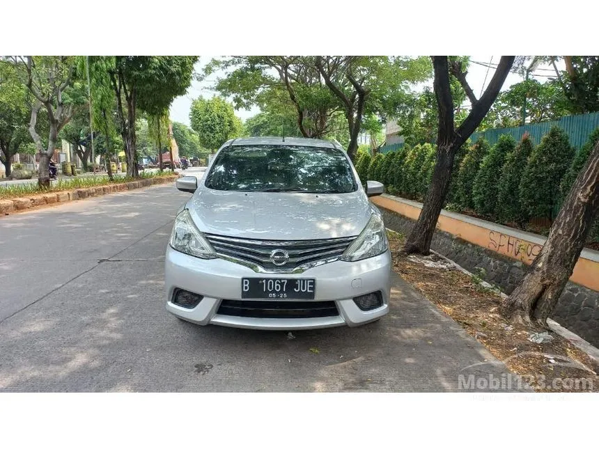 Jual Mobil Nissan Grand Livina 2015 SV 1.5 di DKI Jakarta Automatic MPV Silver Rp 97.000.000