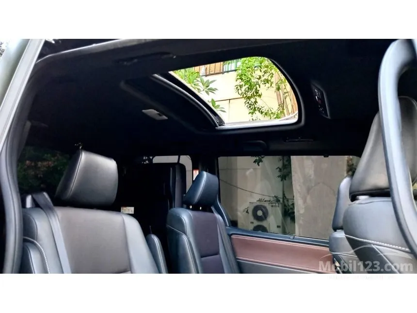2020 Toyota Voxy MPV
