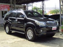 2012 Toyota Fortuner 3.0 (ปี 12-15) V SUV