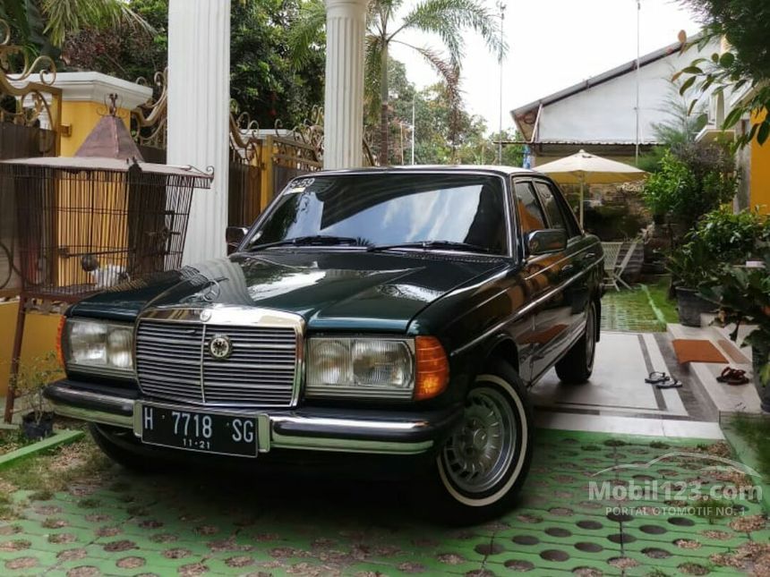 Cari Gambar Mobil Warna Hijau Metalik