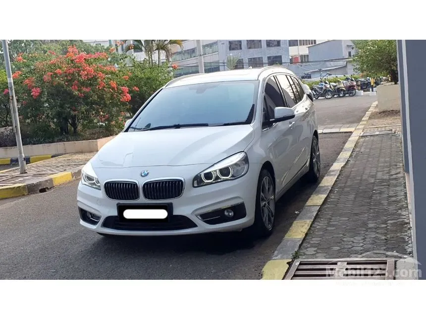 Jual Mobil BMW 218i 2015 Gran Tourer Luxury 1.5 di DKI Jakarta Automatic MPV Putih Rp 281.000.000