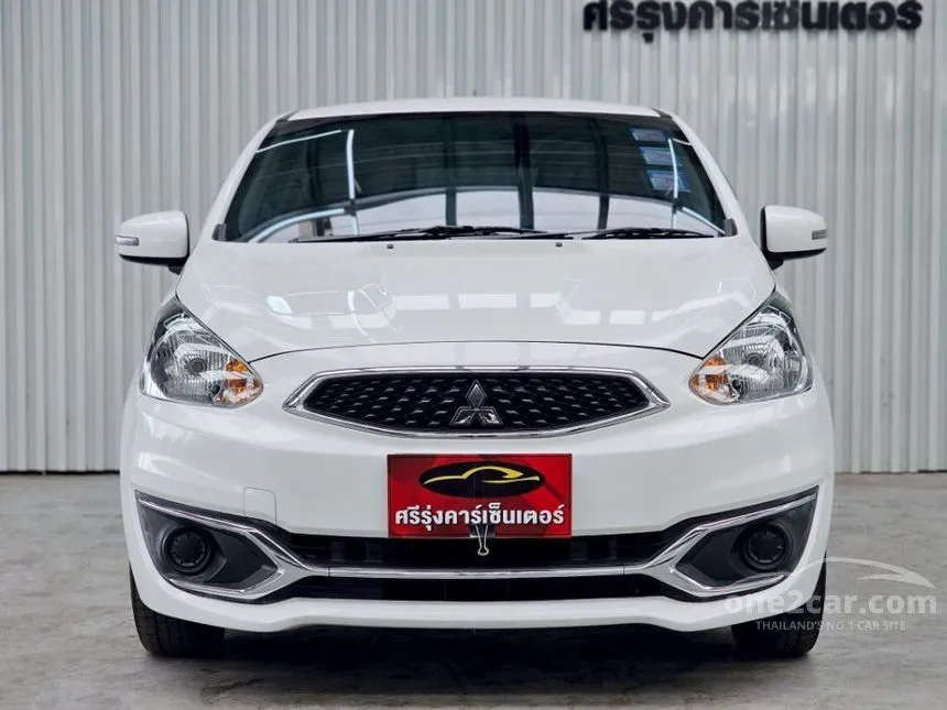 2017 Mitsubishi MIRAGE GLX Hatchback