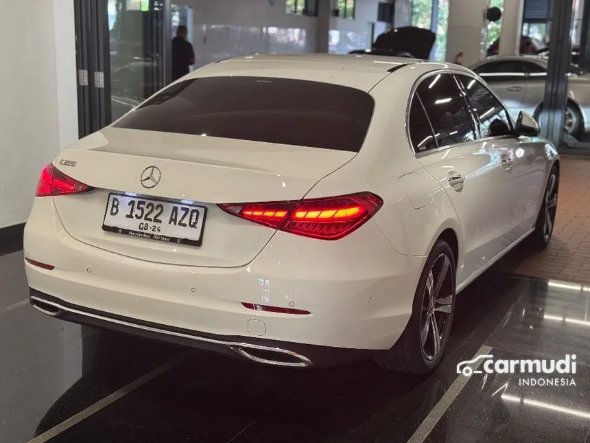 2024 Mercedes-Benz C200 Avantgarde Line Sedan