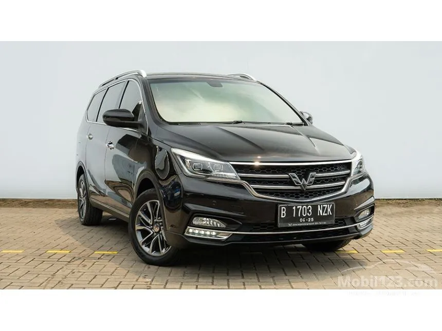 Jual Mobil Wuling Cortez 2019 L Lux+ 1.8 di Banten Manual Wagon Hitam Rp 145.000.000