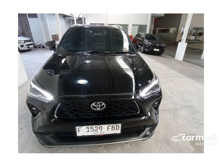 Jual Mobil Toyota Yaris Cross 2023 S with GR Parts Aero Pkg 1.5 di Jawa Barat Automatic SUV Hitam Rp 325.000.000