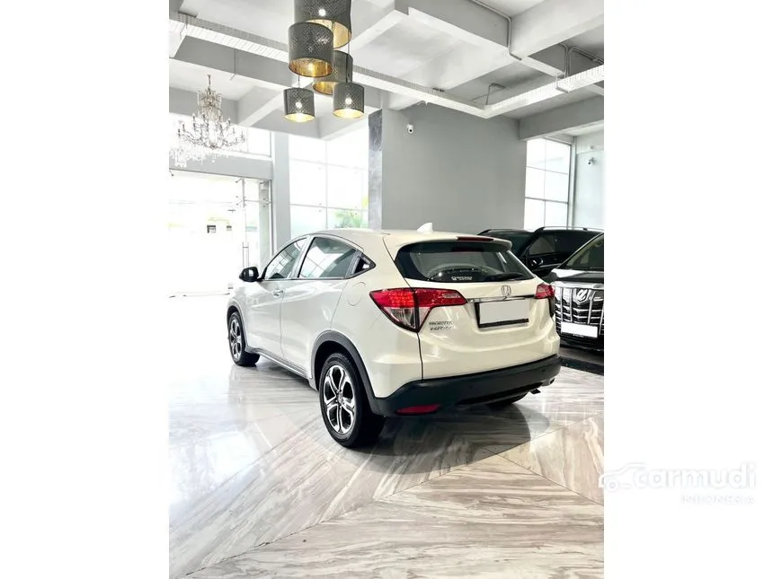 2021 Honda HR-V E SUV