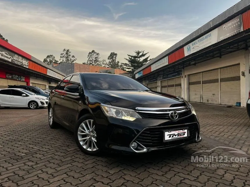 2018 Toyota Camry V Sedan
