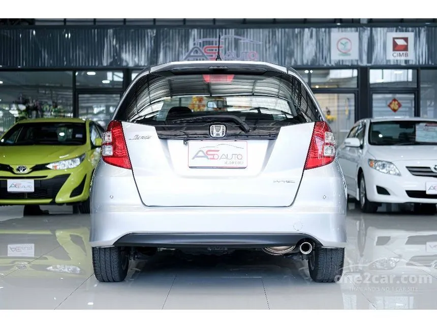 2009 Honda JAZZ SV Hatchback