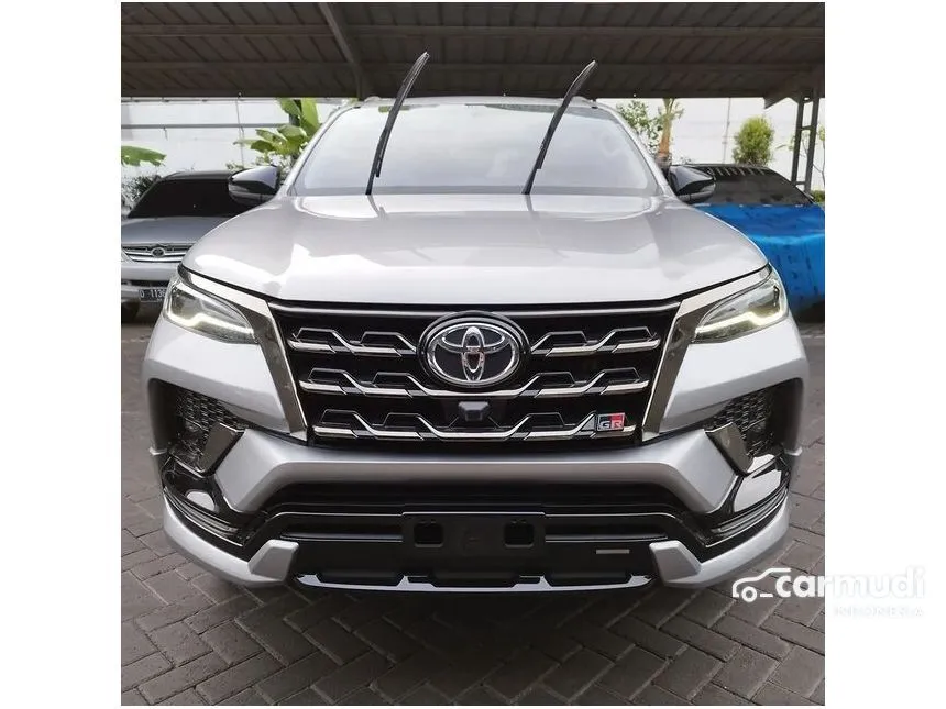 Jual Mobil Toyota Fortuner 2024 GR Sport 2.8 di DKI Jakarta Automatic SUV Silver Rp 602.000.000