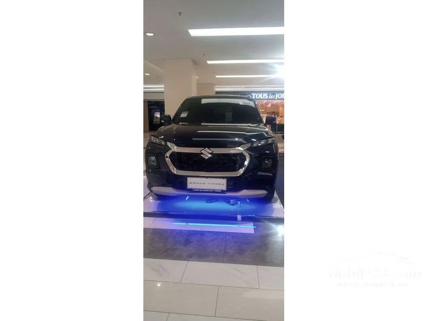 Jual Mobil Suzuki Grand Vitara 2024 MHEV GX 1.5 di Jawa Barat Automatic SUV Biru Rp 293.000.000