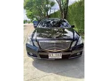 2011 Mercedes-Benz E200 1.8 W212 (ปี 10-16) CGI BlueEFFICIENCY Sedan