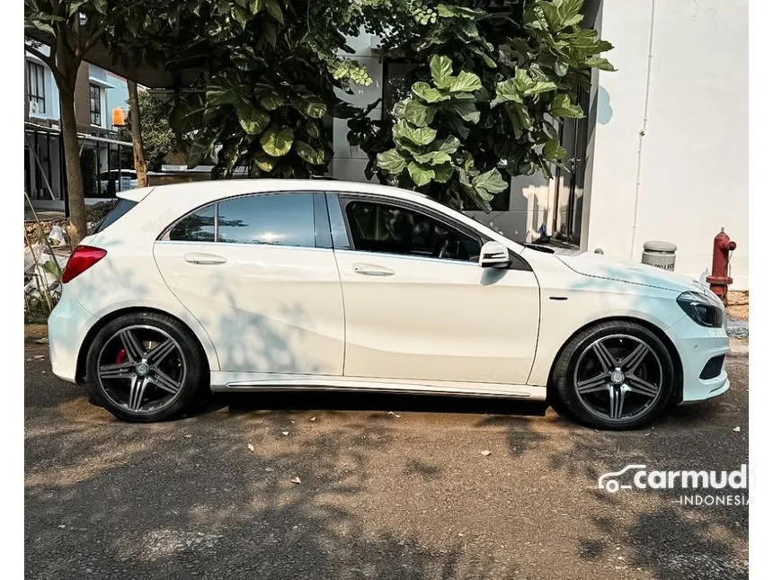 2013 Mercedes-Benz A250 Sport Hatchback