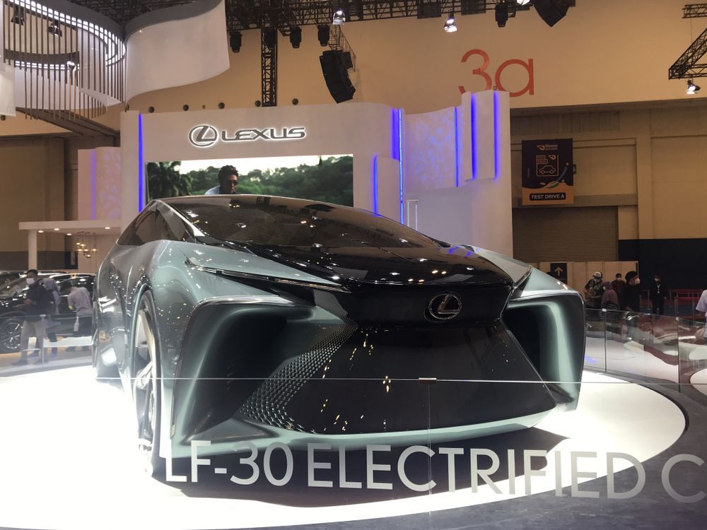 Bocoran Calon Mobil Listrik dari Lexus