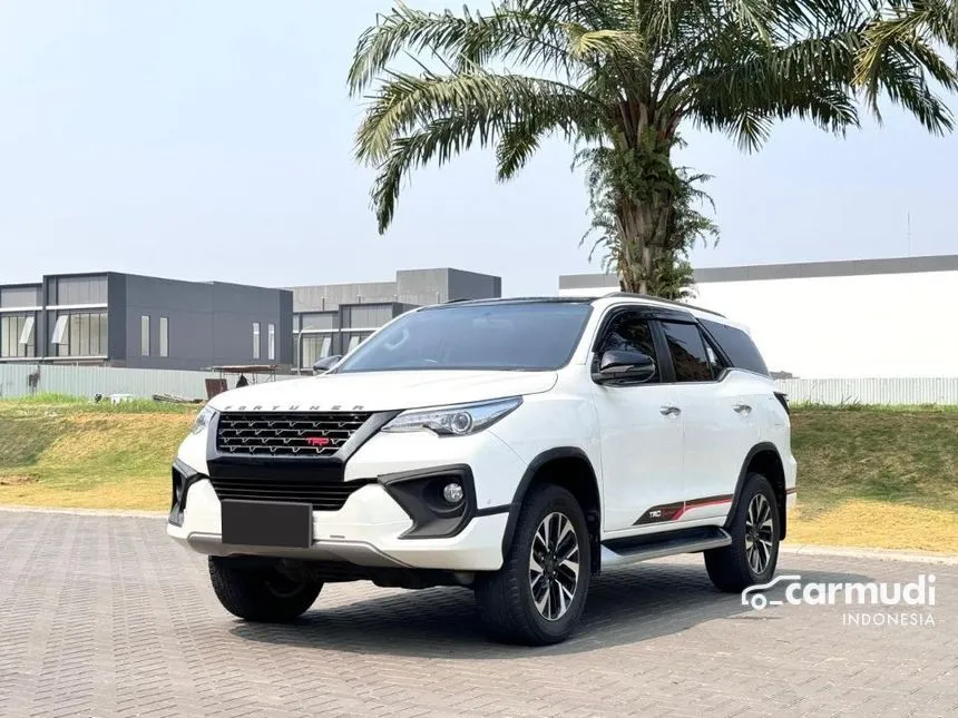 2019 Toyota Fortuner VRZ TRD 4X2 SUV