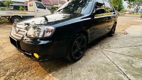 Ragam Pilihan Mobil Bekas Rp60 Juta-an, Ada Grand Livina hingga Civic