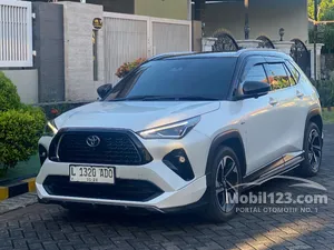 2023 Toyota Yaris Cross 1.5 S HV (2 Tone) with GR Parts Aero Pkg SUV
