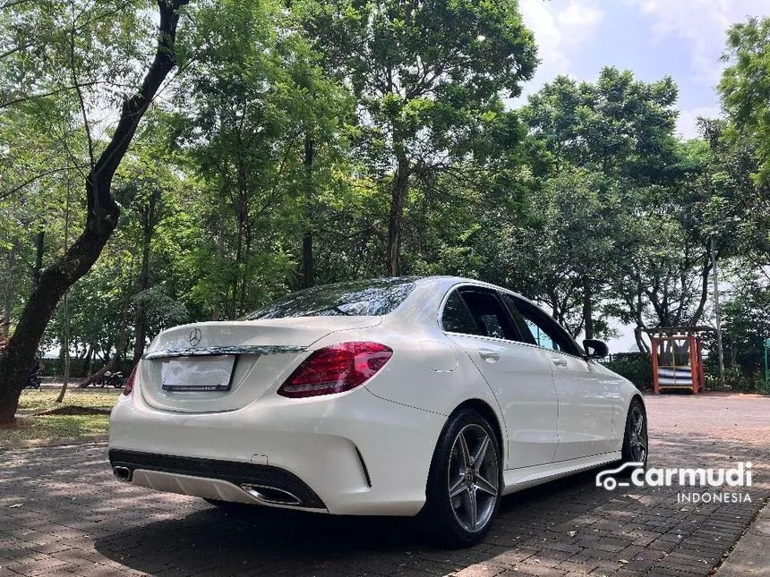 2018 Mercedes-Benz C200 AMG Sedan