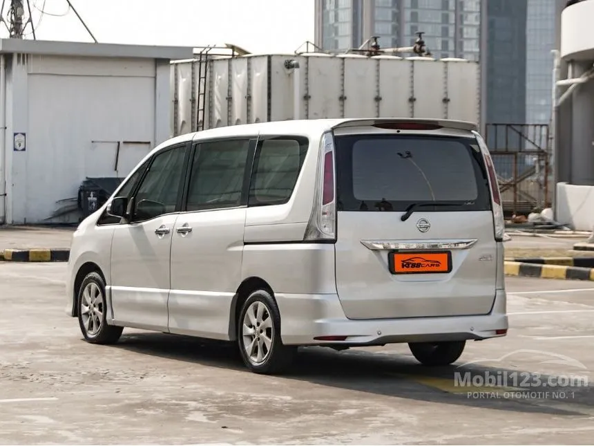 2013 Nissan Serena Highway Star MPV