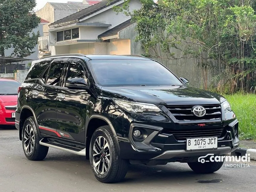 2019 Toyota Fortuner SRZ TRD 4X2 SUV