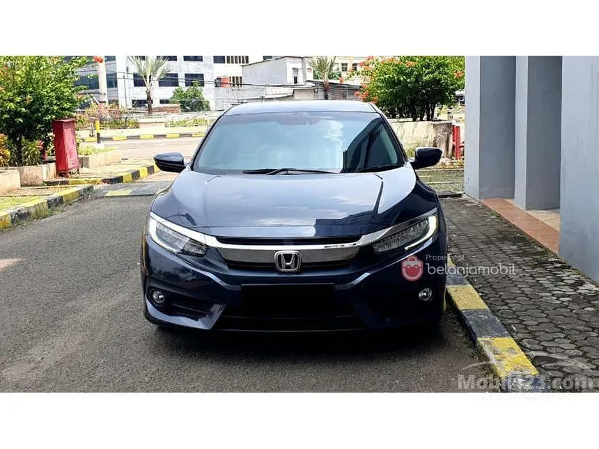 2016 Honda Civic ES Sedan