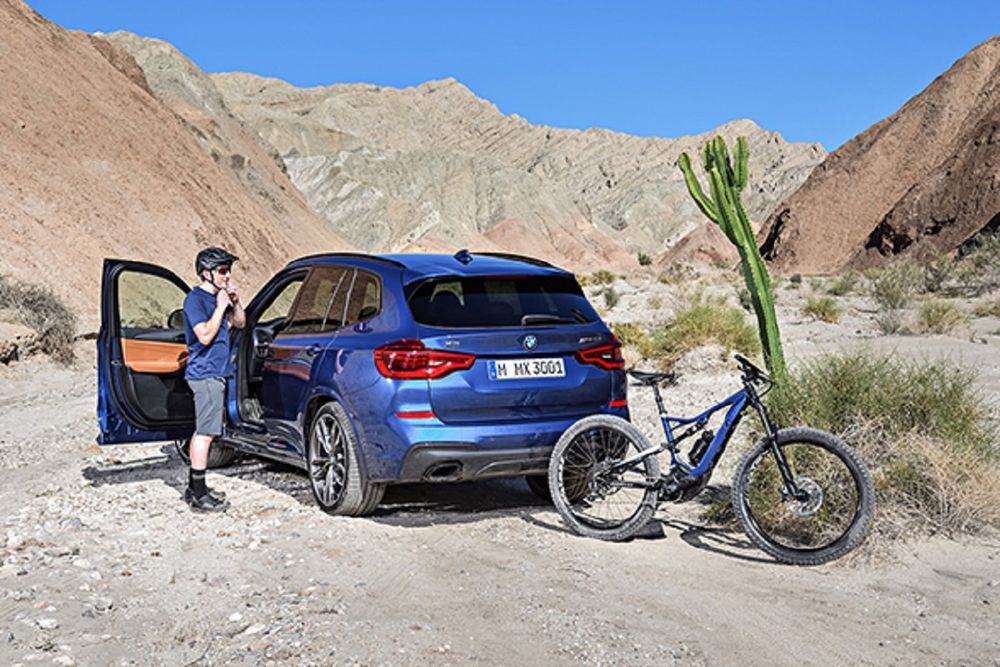 คู่กัน! 2018 BMW X3 มาพร้อมจักรยานเสือภูเขาพลังไฟฟ้า