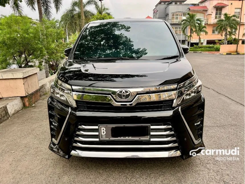 2020 Toyota Voxy MPV