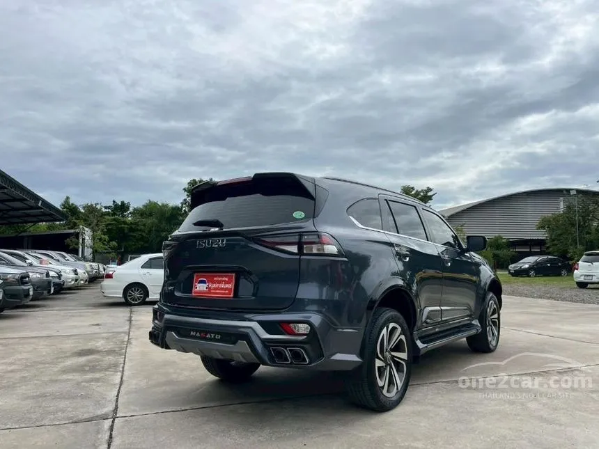 2021 Isuzu MU-X Ultimate SUV