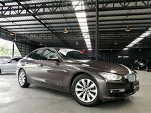 2013 BMW 320d 2.0 F30 (ปี 11-16) Sedan AT