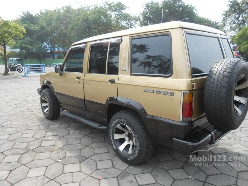 Jual Mobil  Chevrolet  Trooper 1991 2 3 Manual 2 3 di Jawa 