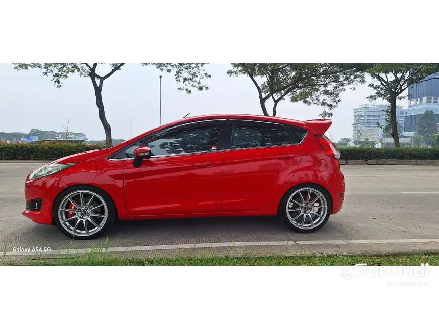 2014 Ford Fiesta EcoBoost S Hatchback