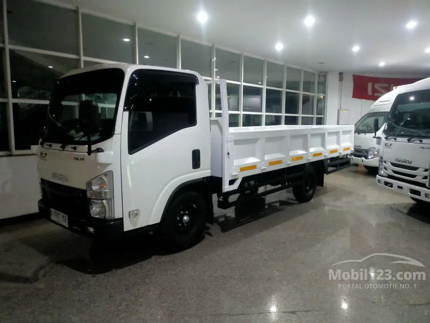 Jual Mobil Isuzu Elf 2023 NLR 55 LX 3.0 di DKI Jakarta Manual Trucks Putih Rp 363.000.000