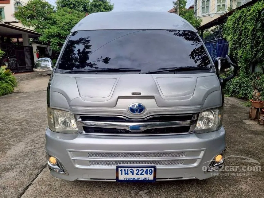 2012 Toyota HIACE D4D Van