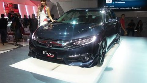 All-new Honda Civic Bikin Corolla Merinding