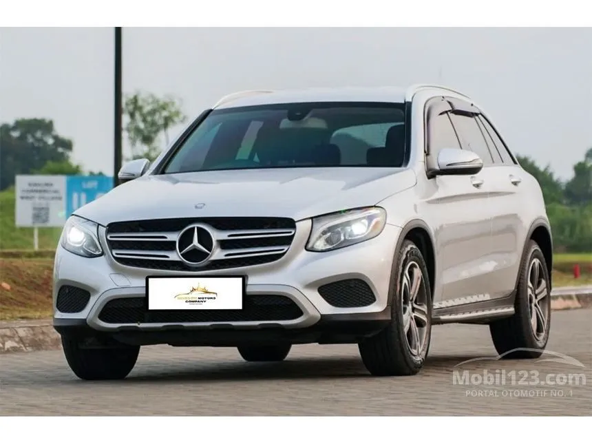 2017 Mercedes-Benz GLC250 Exclusive 4MATIC SUV